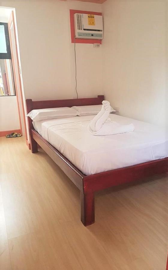 Catalina'S Inn Family Room 팡라오 외부 사진